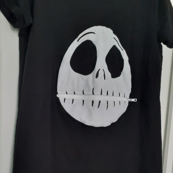 Disney's Tim Burton's Nightmare Before Christmas Skull Pocket Sleepwear Dress - Picture 7 of 10
